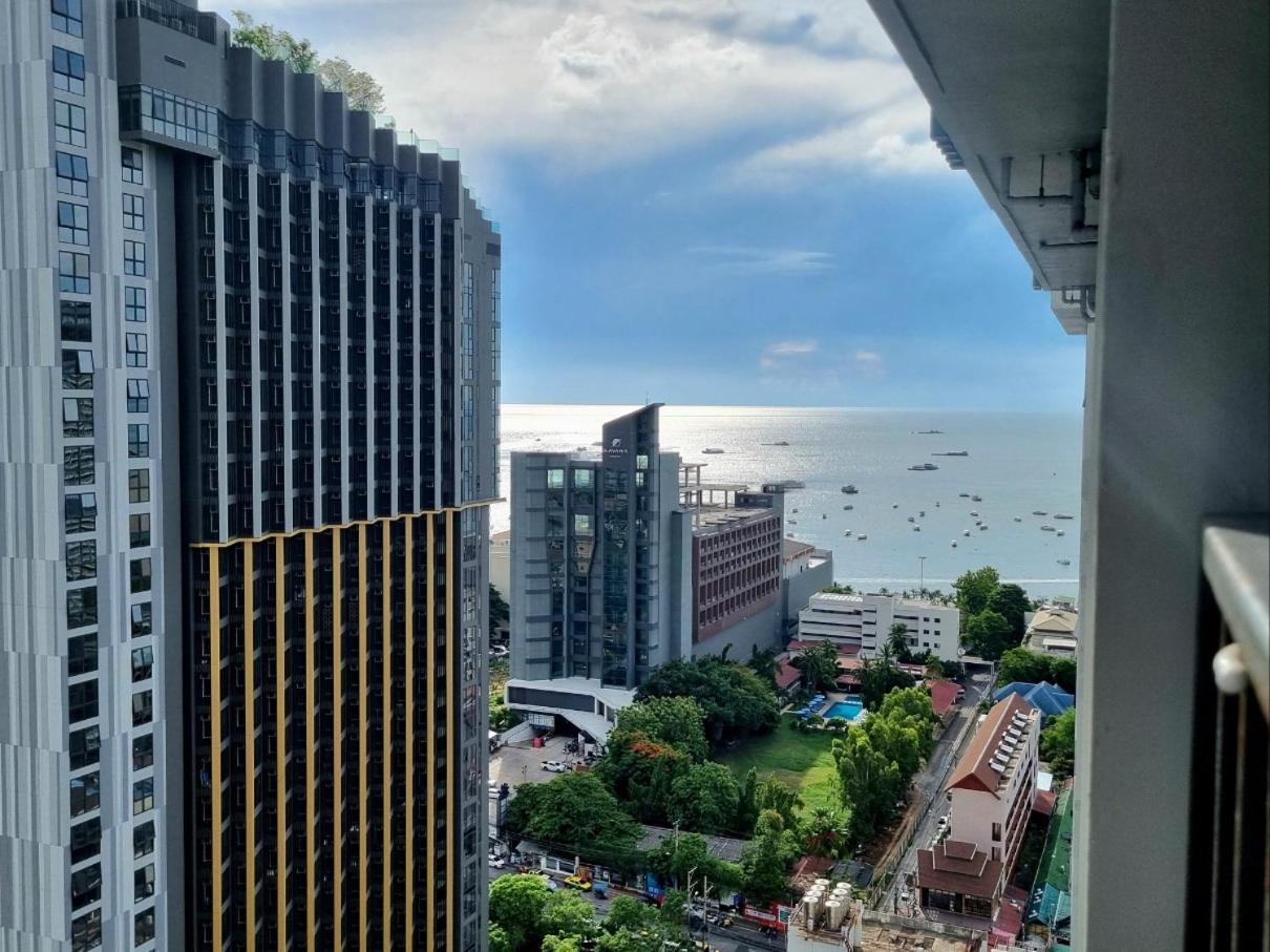 The Base Condo Center Of Pattaya Rooftop Swimming Pool Zewnętrze zdjęcie